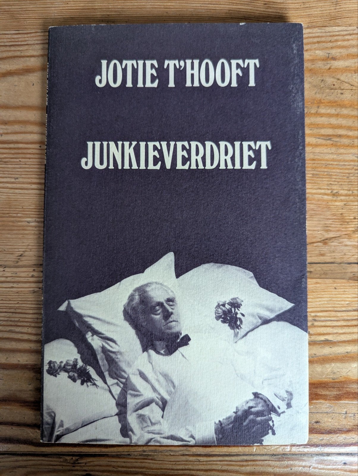 Junkieverdriet, Boeken, Ophalen of Verzenden, Zo goed als nieuw, Jotie T'Hooft, België