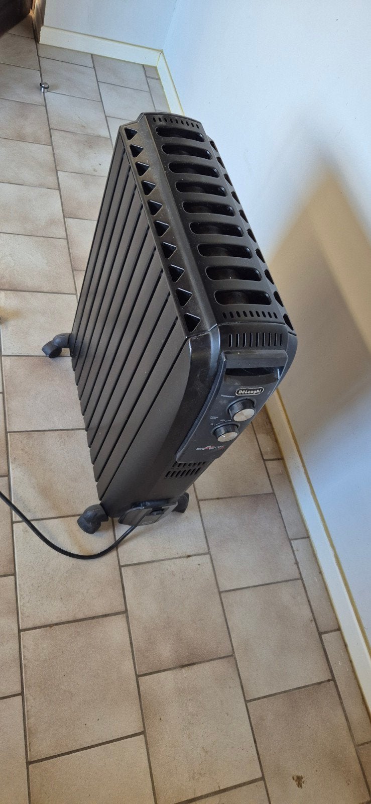 Delonghi Dragon 4 olieradiator, Ophalen, 30 tot 80 cm, Radiator, Minder dan 60 cm