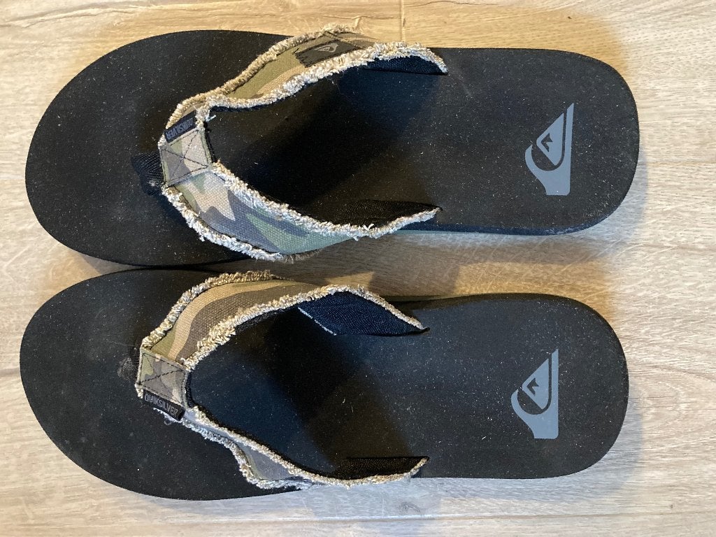 Herenslippers, Kleding | Heren, Schoenen, Ophalen of Verzenden, Zo goed als nieuw, Quicksilver, Slippers