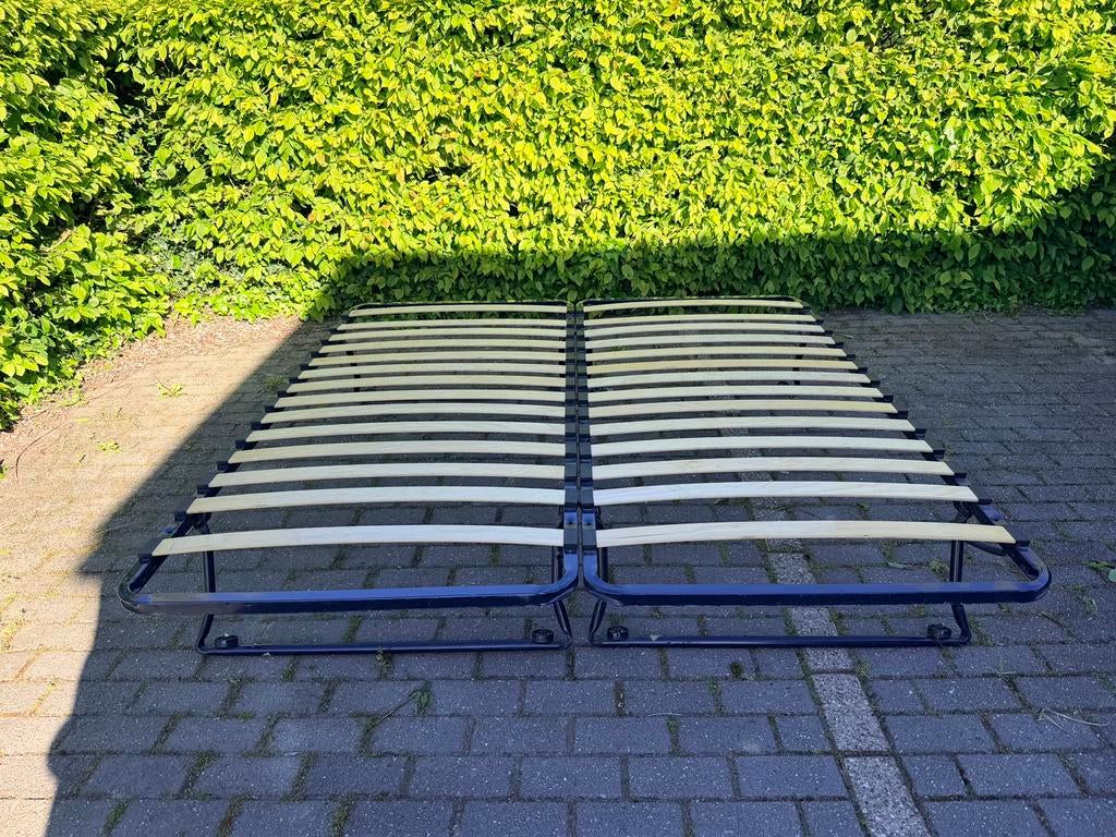 2 enkel bedden + matrassen en cover, Huis en Inrichting, Slaapkamer | Matrassen en Bedbodems, Ophalen, Zo goed als nieuw, Matras