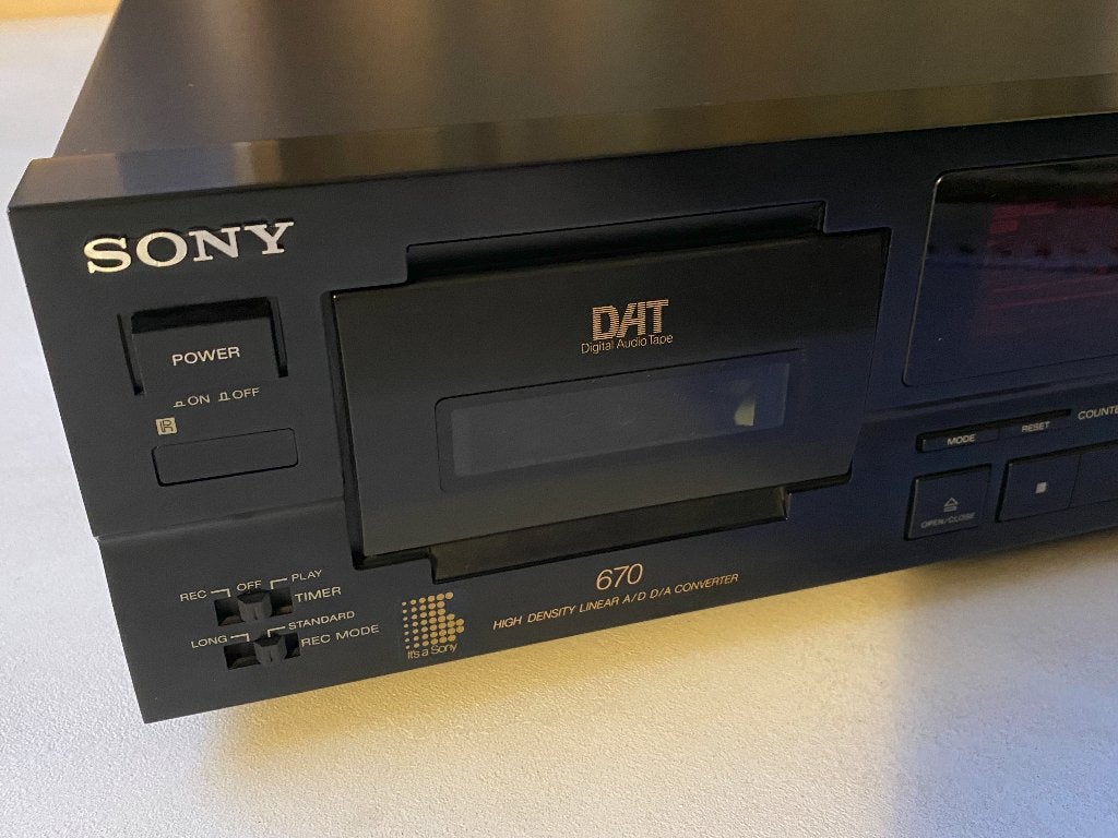 Sony DTC-670 DAT recorder, Ophalen of Verzenden, Bandrecorder