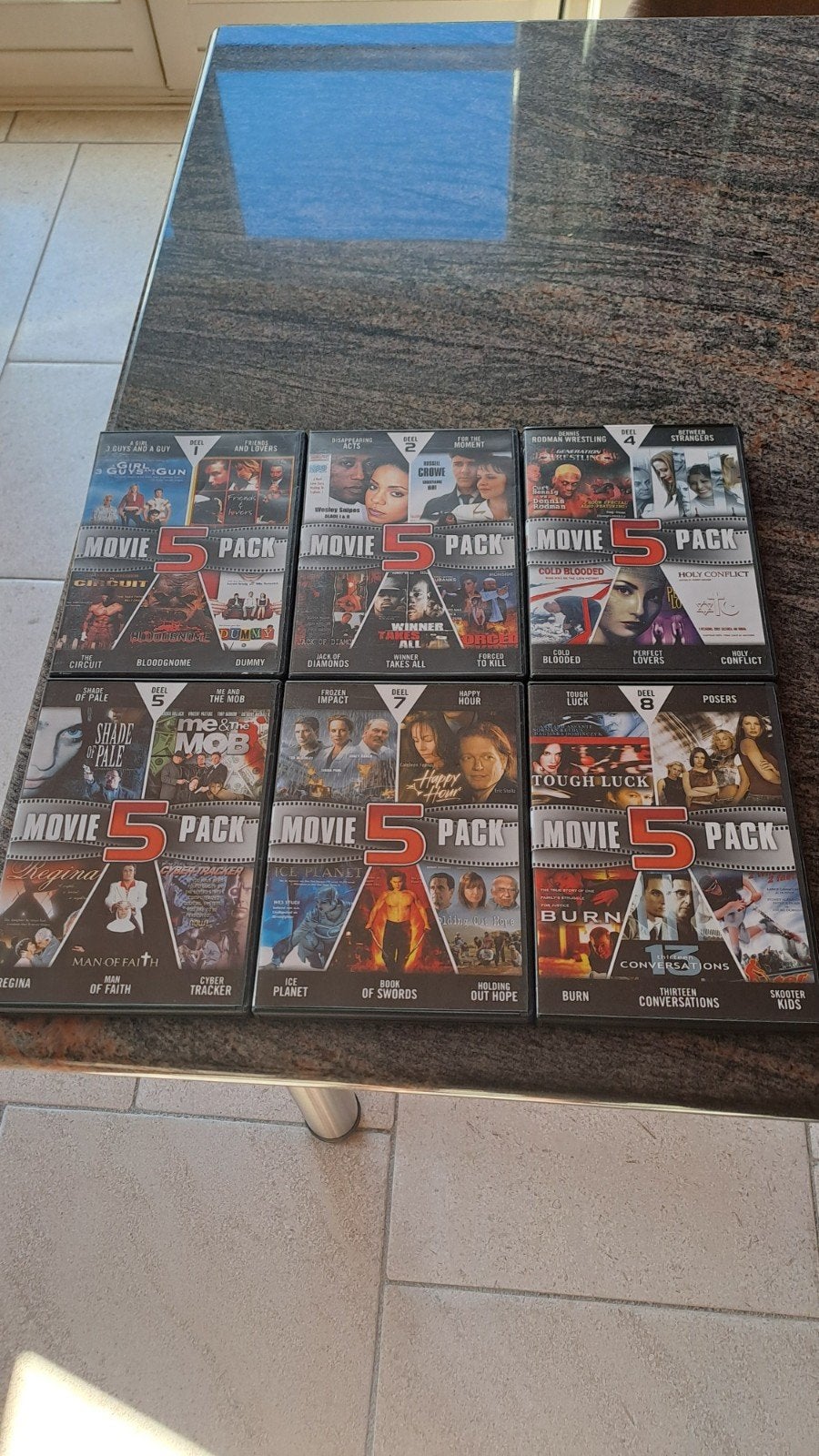 14 dvd's met 5 films, Ophalen, Nieuw
