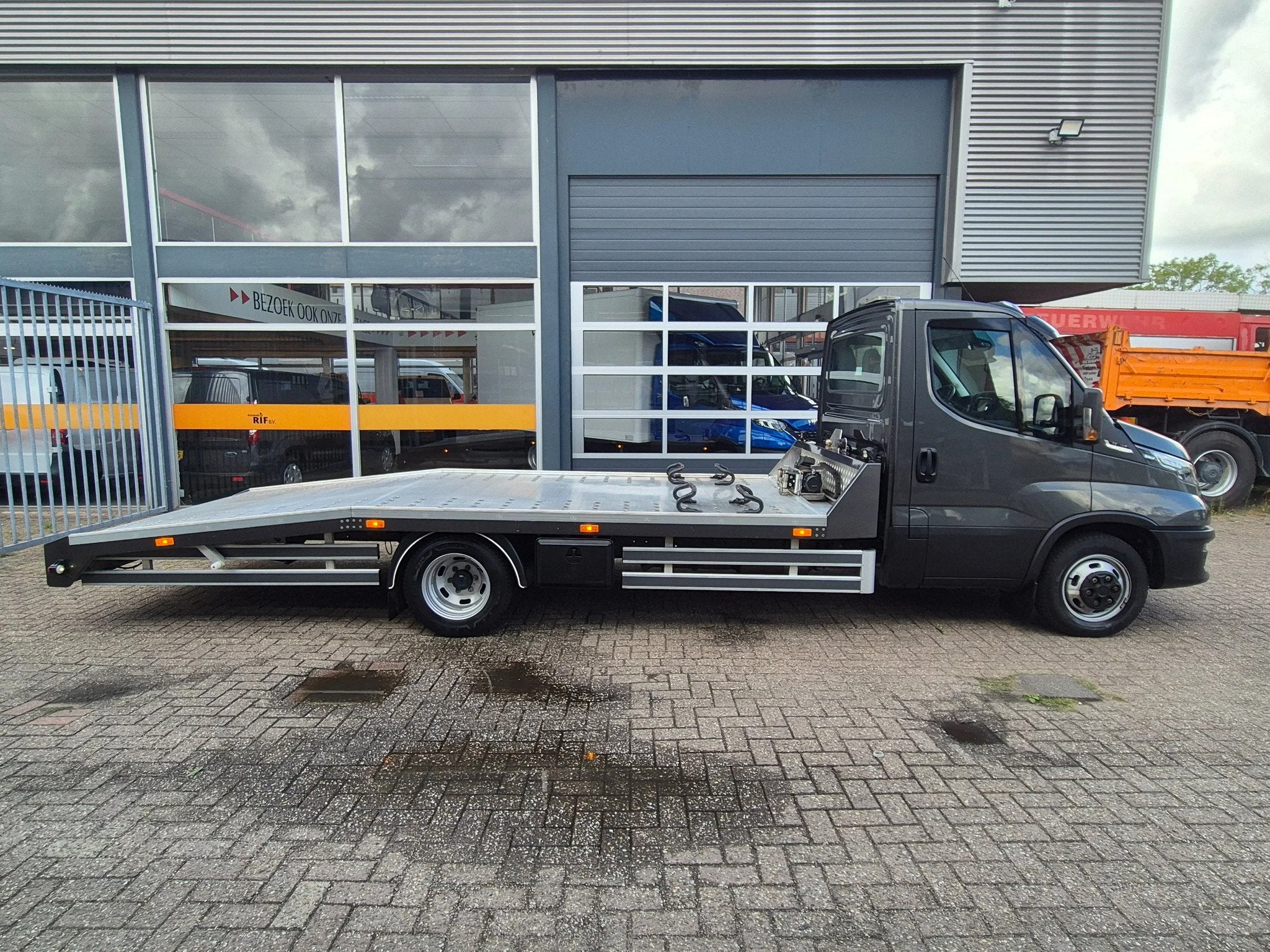 Iveco Daily 35C18 N1/ Oprijwagen/ 2.3T Lier/ 24.000 KM, Argent ou Gris, Achat, Euro 6, Entreprise