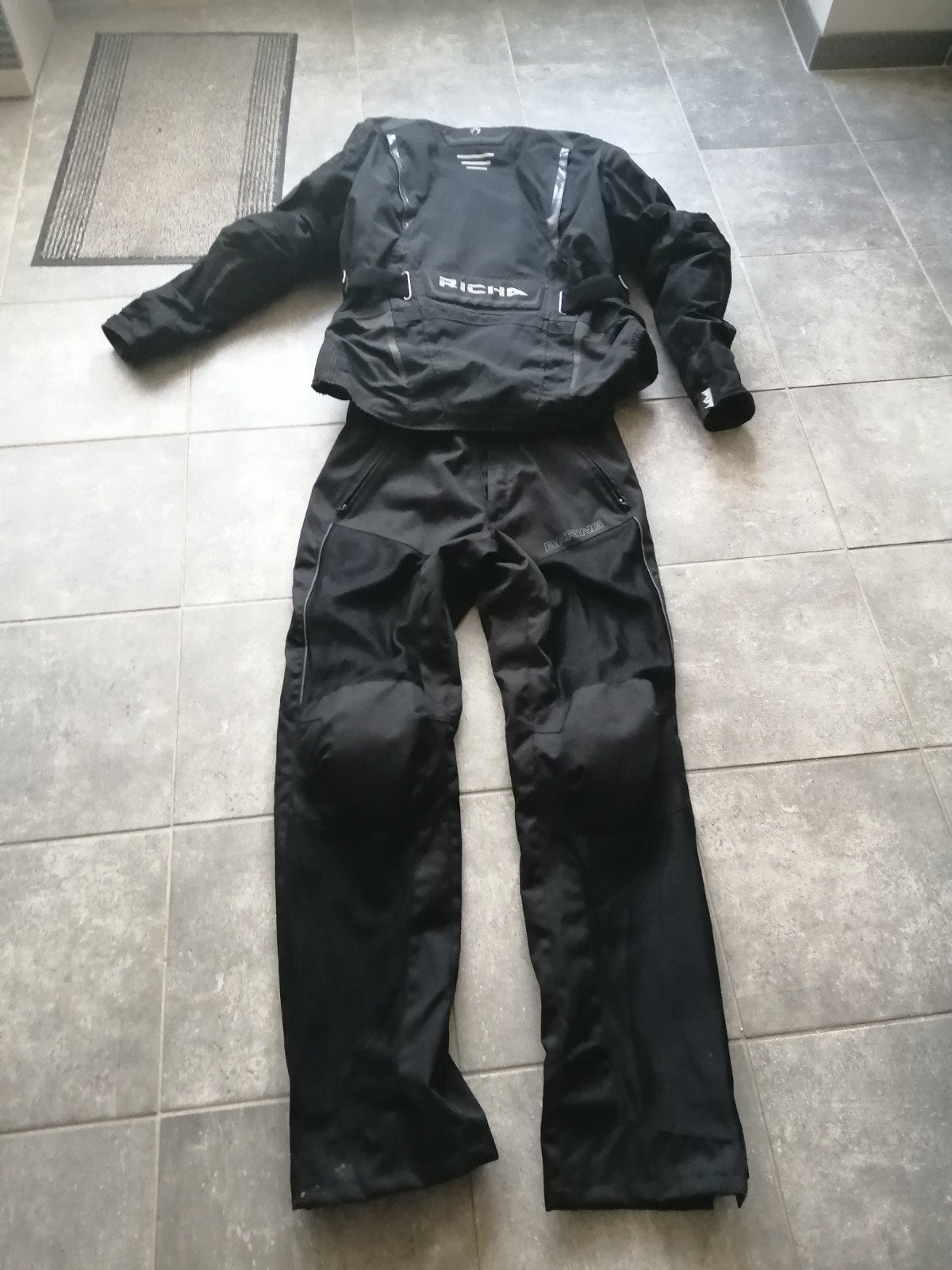 Motor kleding, Motoren, Ophalen
