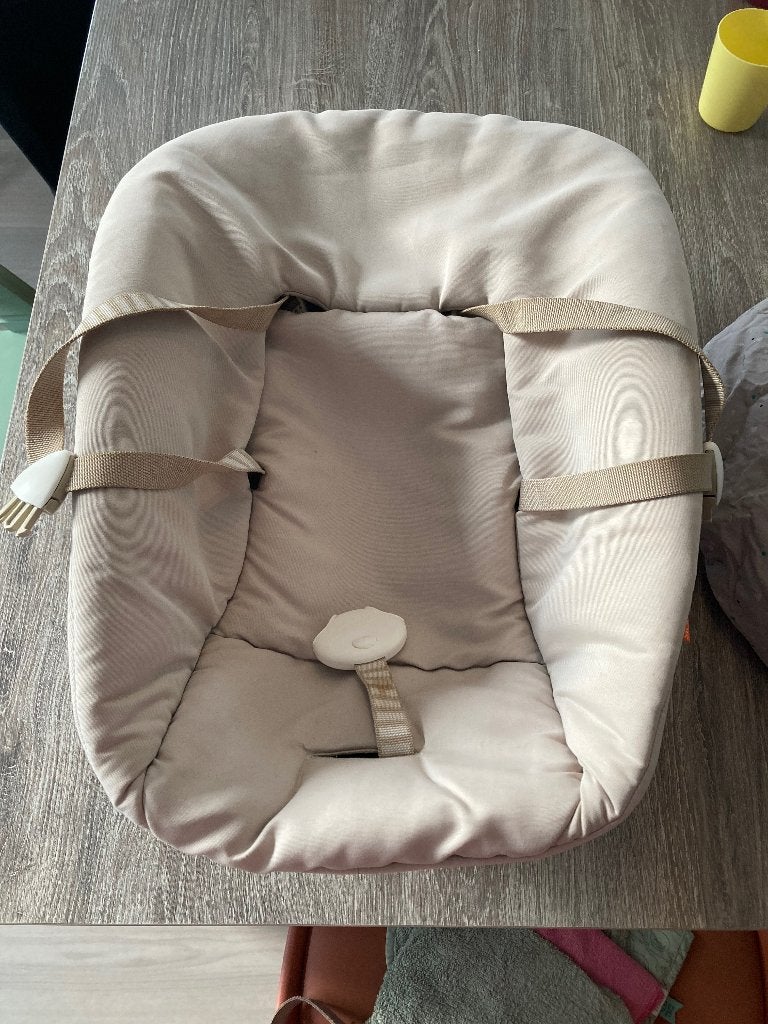 Stokke Newborn set (plus extra hoes), Kinderen en Baby's, Kinderstoelen, Ophalen, Gebruikt, Hangstoel, Gordel(s)