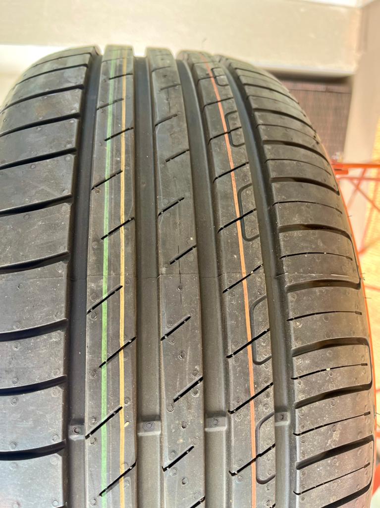 Pneu Goodyear neuf, Enlèvement, Neuf
