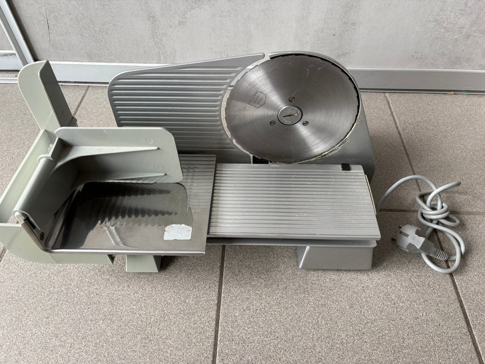Graef snijmachine, Elektronische apparatuur, Ophalen, Zo goed als nieuw