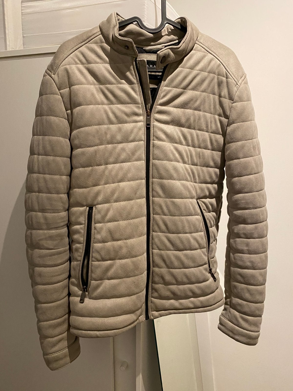 Veste Zara, Enlèvement, Porté