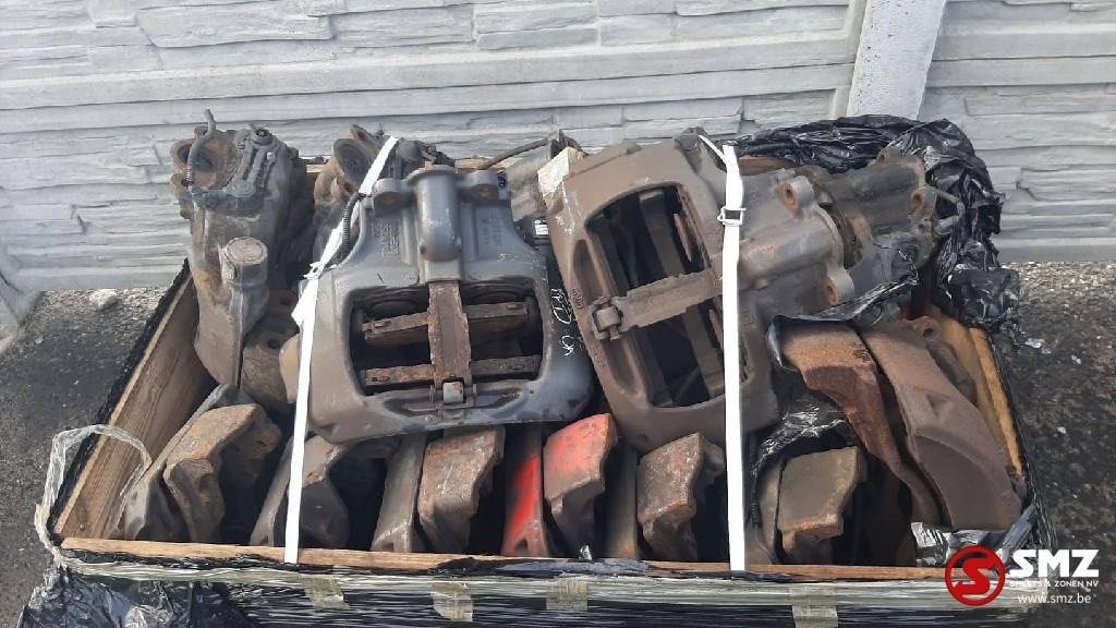 Occ Étrier de frein gauche avant/arrière Mercedes, Utilisé, Mercedes-Benz, Freins et Entraînement