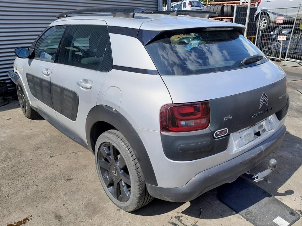 TREKHAAK Citroën C4 Cactus (0B / 0P) (01-2014/-), Auto-onderdelen, Gebruikt, Citroën