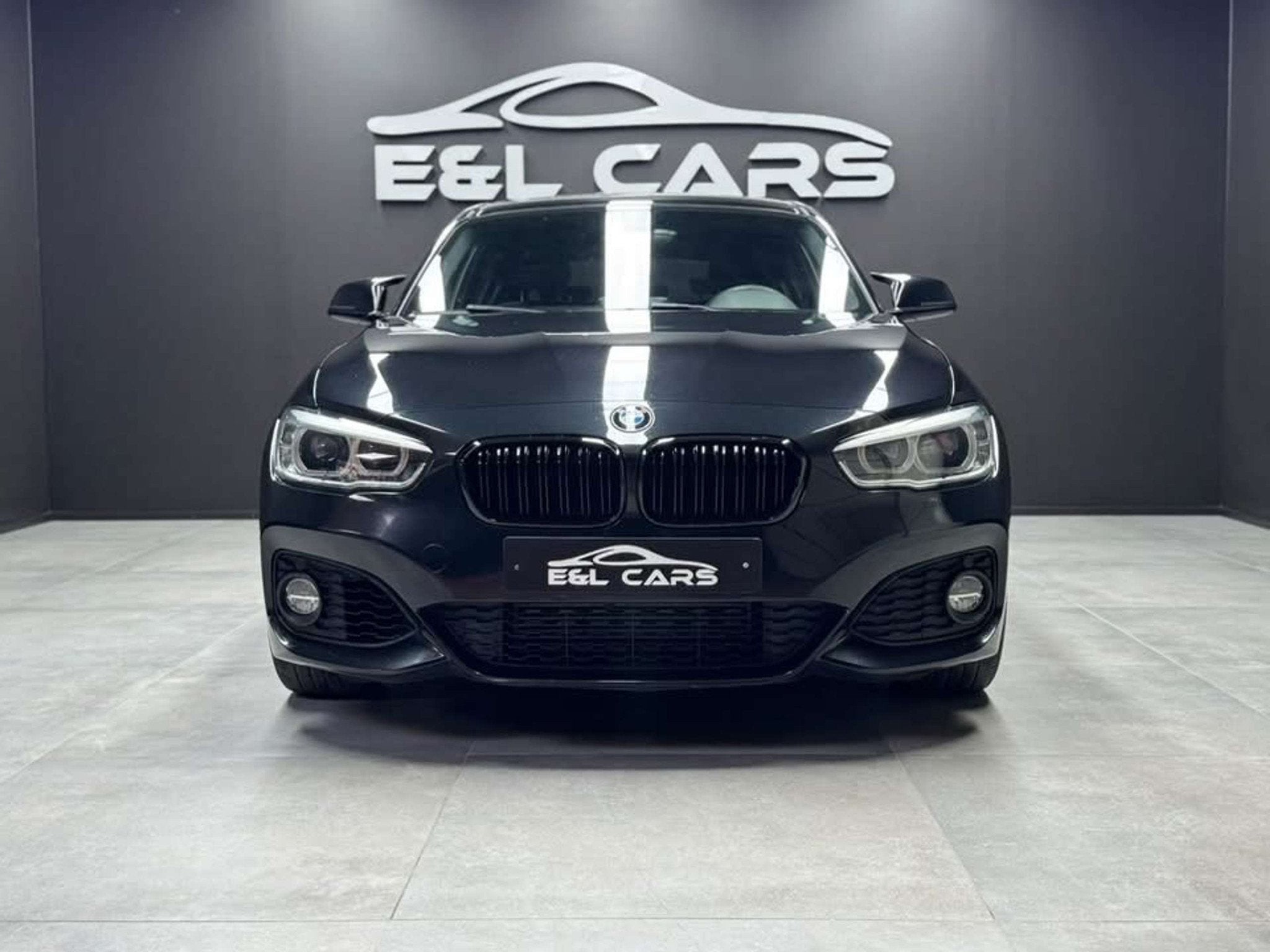 BMW 1 Serie 118 118iA Pack M *12 mois de garantie*, 100 kW, Achat, Euro 6, Entreprise