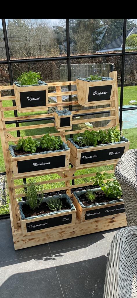 Degelijke houten Rek planten/ kruiden/ bloemen. Mobiel, Tuin en Terras, Ophalen, Gebruikt