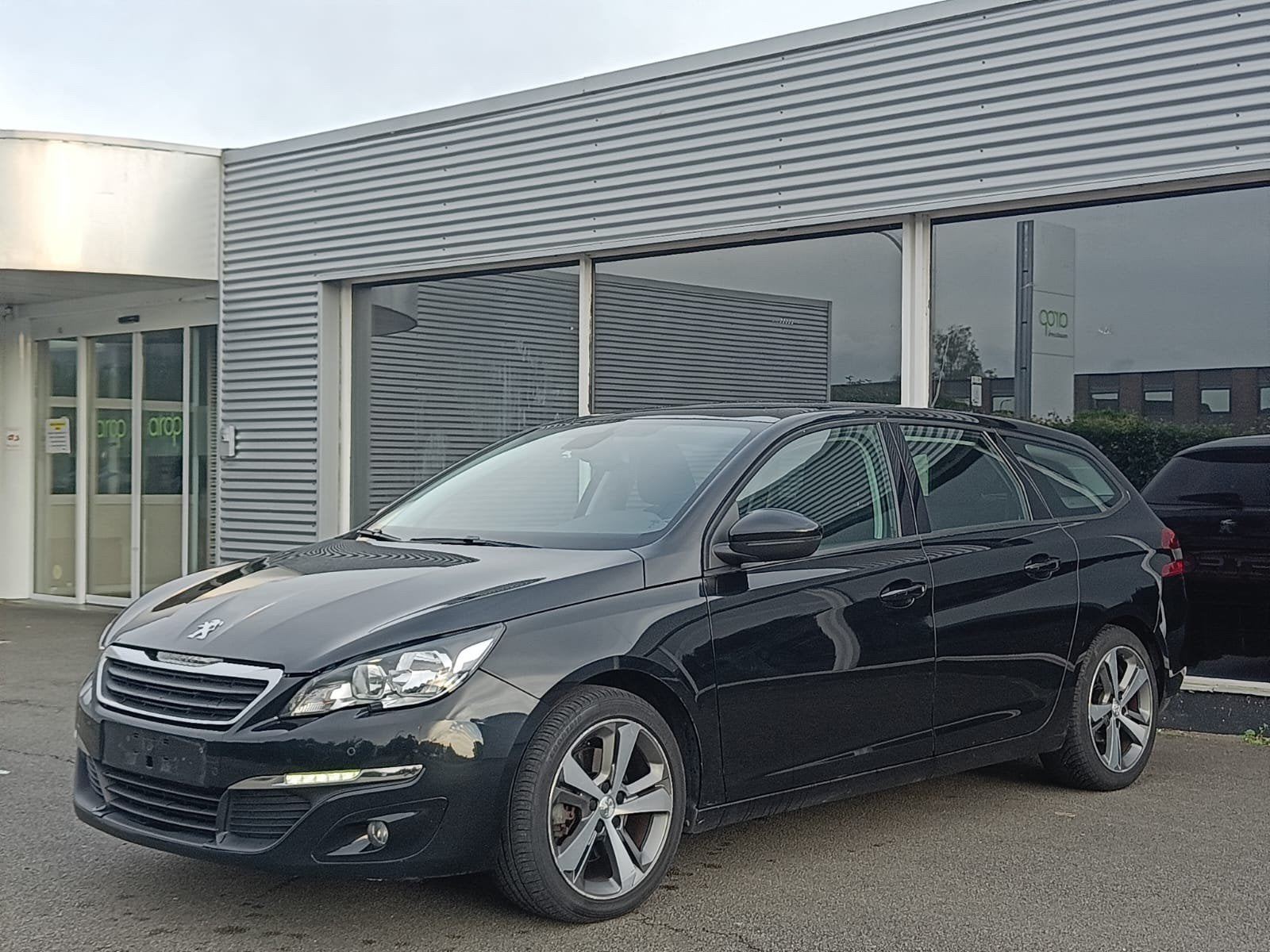 PEUGEOT 308 2.0 BLUEHDI ALLURE START/STOP AUTOMAAT EURO6b, Auto's, Automaat, Stof, Zwart, 5 deurs