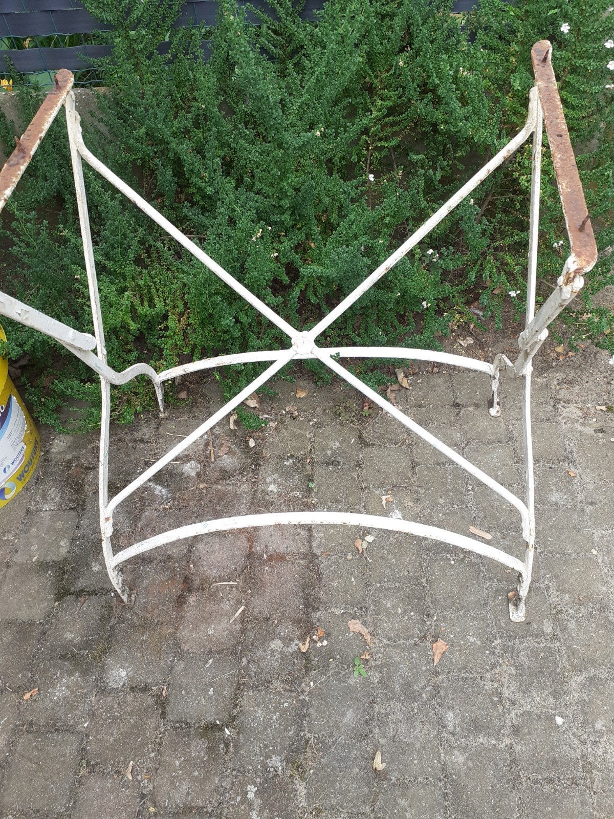 Onderstel bistro tafel, Ophalen