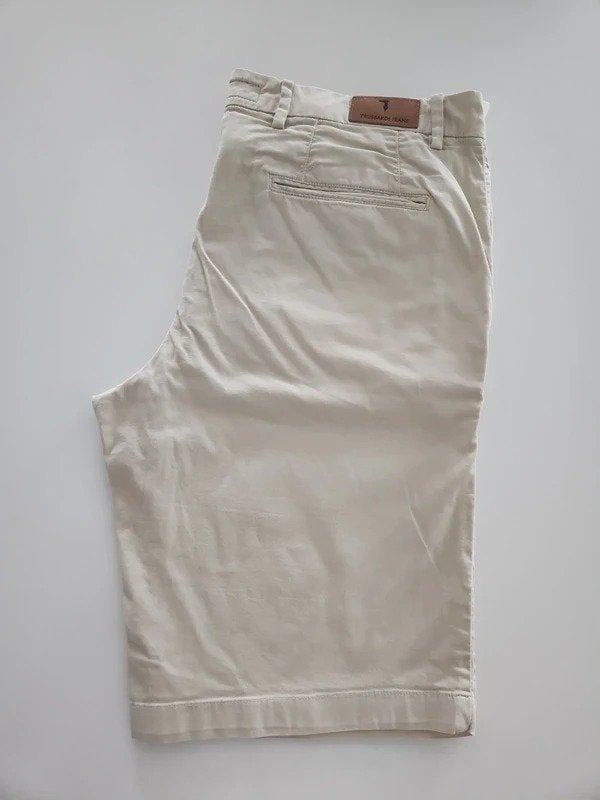 Trussardi chino ecru, maat 52 (L), als nieuw, Maat 52/54 (L), Beige, Ophalen of Verzenden, Zo goed als nieuw