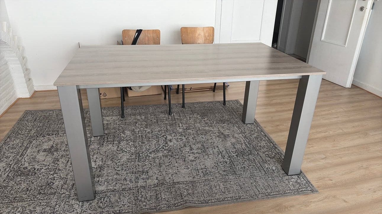 Grijze eettafel, Huis en Inrichting, Ophalen, 50 tot 100 cm, Zo goed als nieuw, 150 tot 200 cm