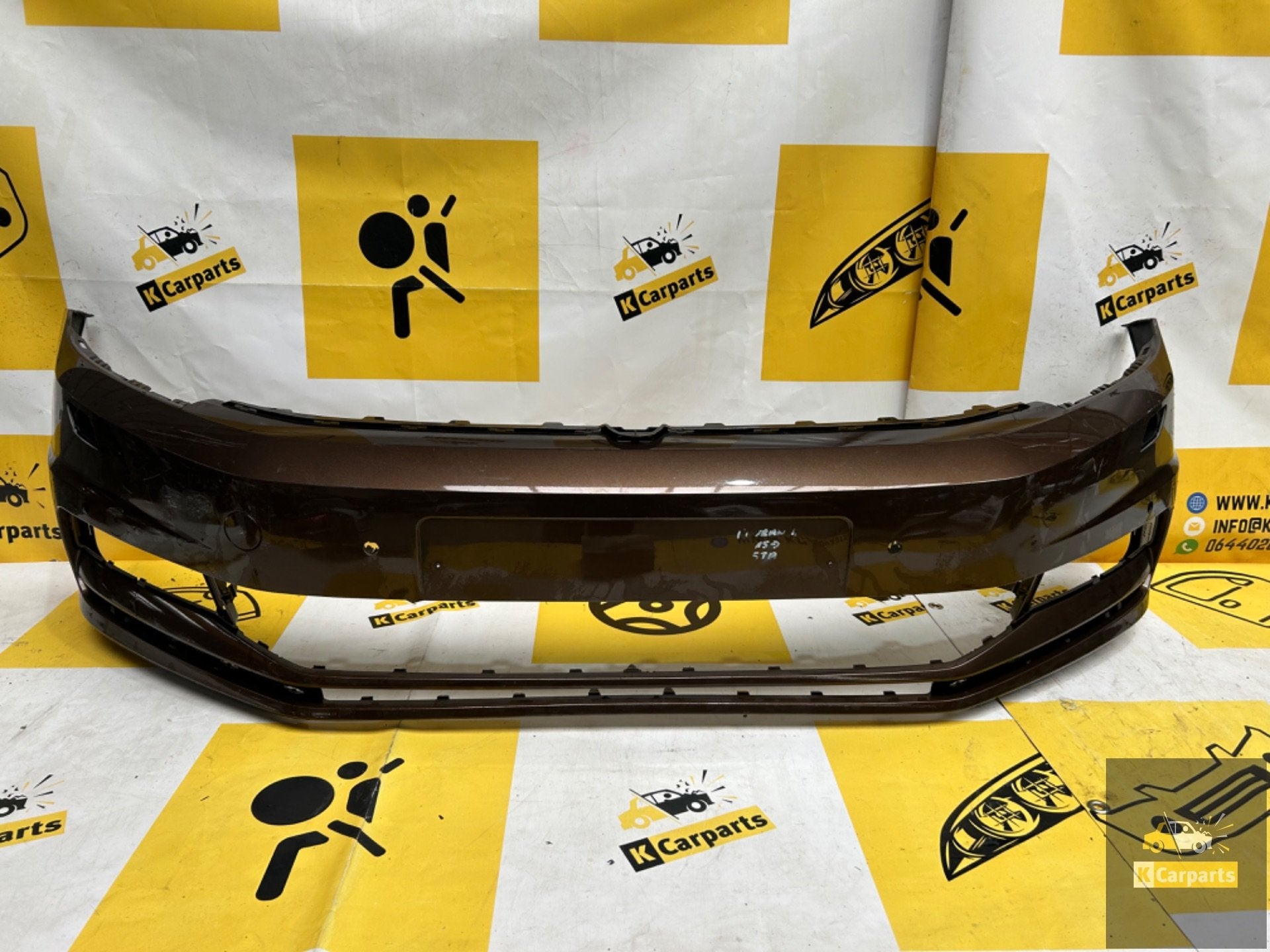 Pare-chocs avant VW Touran 5TA pare-chocs KLS 4xPDC 5TA80722, Info@fabrikant.eu, Fabrikant BV, Pare-chocs, Utilisé