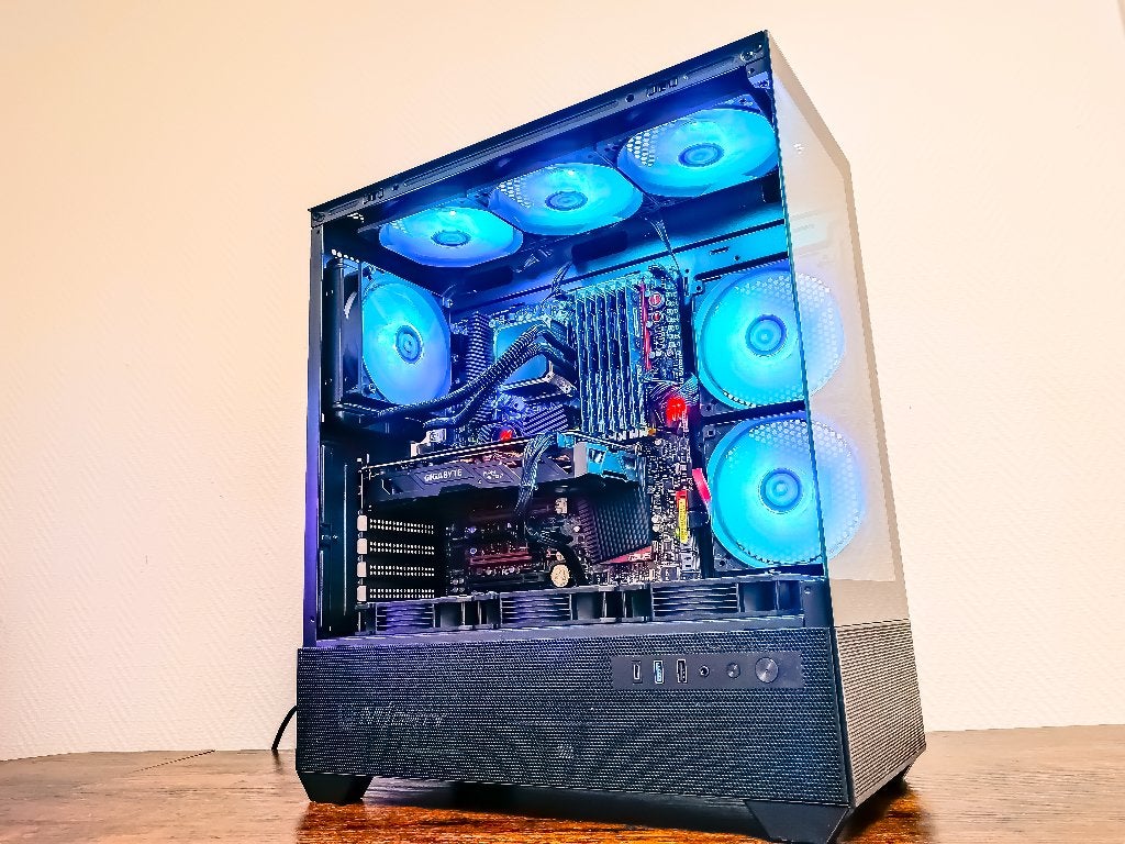 Ultieme Xeon RGB Gaming pc!! Nieuw incl Garantie!!, Computers en Software, Desktop Pc's, Nieuw, Intel Xeon, Ophalen of Verzenden