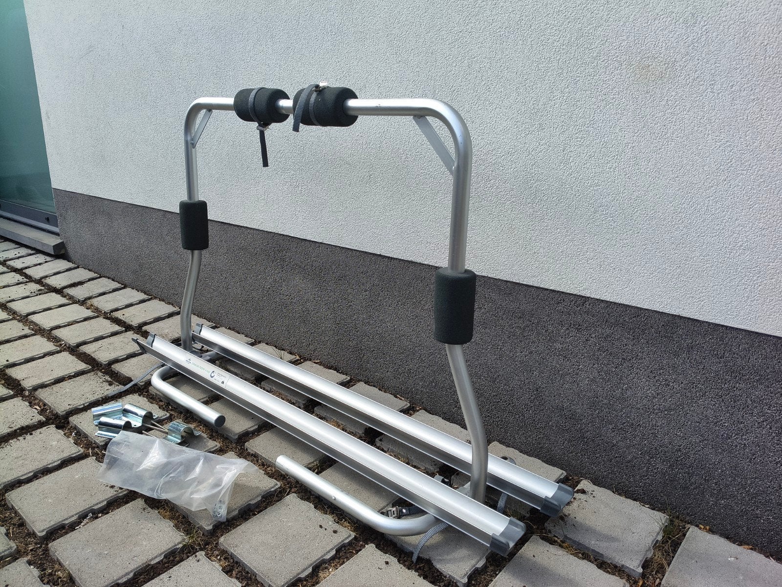 Porte vélo pour timon de caravane/remorque