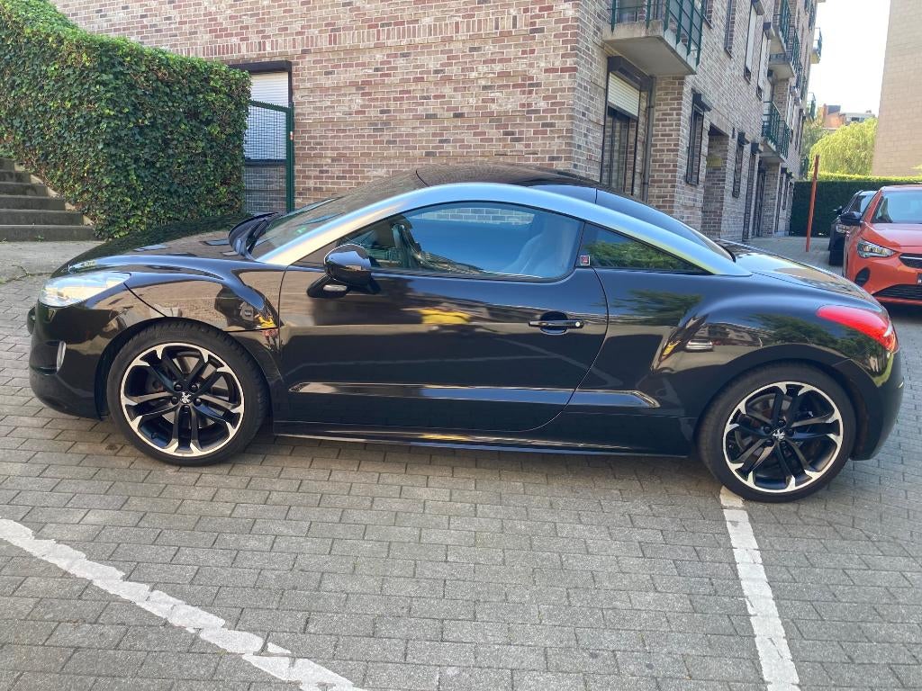 Très belle et rare Peugeot RCZ Raidillon (46K km), Autos, Euro 5, Beige, Boîte manuelle, Entretenue par le concessionnaire