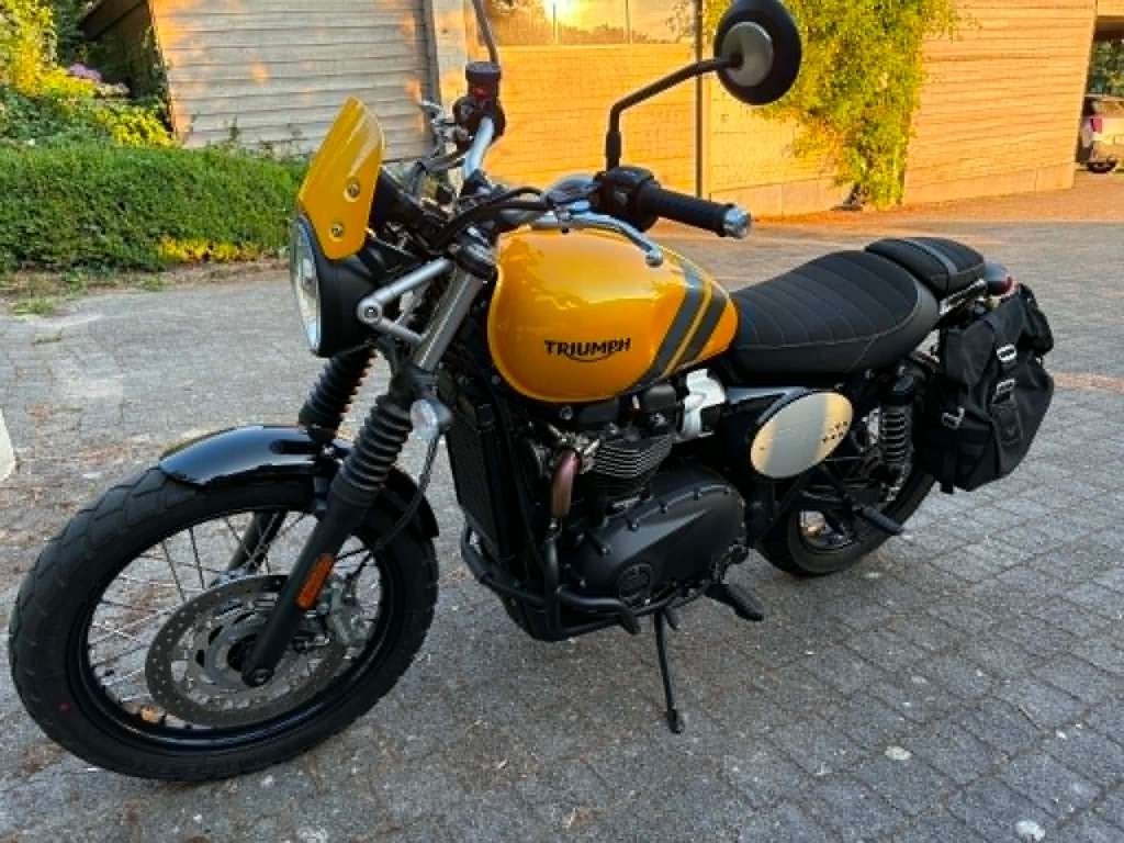 Triumph Scrambler 900 van 2023  in uitstekende staat, Motos, Permis Moto A, Tourisme, Occasion, Plus de 35 kW