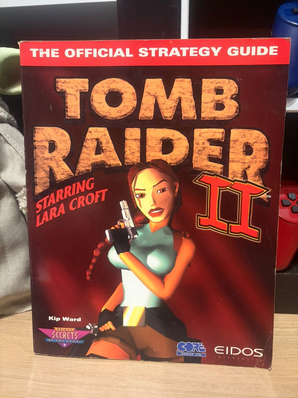 Tomb raider 2 strategy guide, Games en Spelcomputers, Ophalen, Zo goed als nieuw