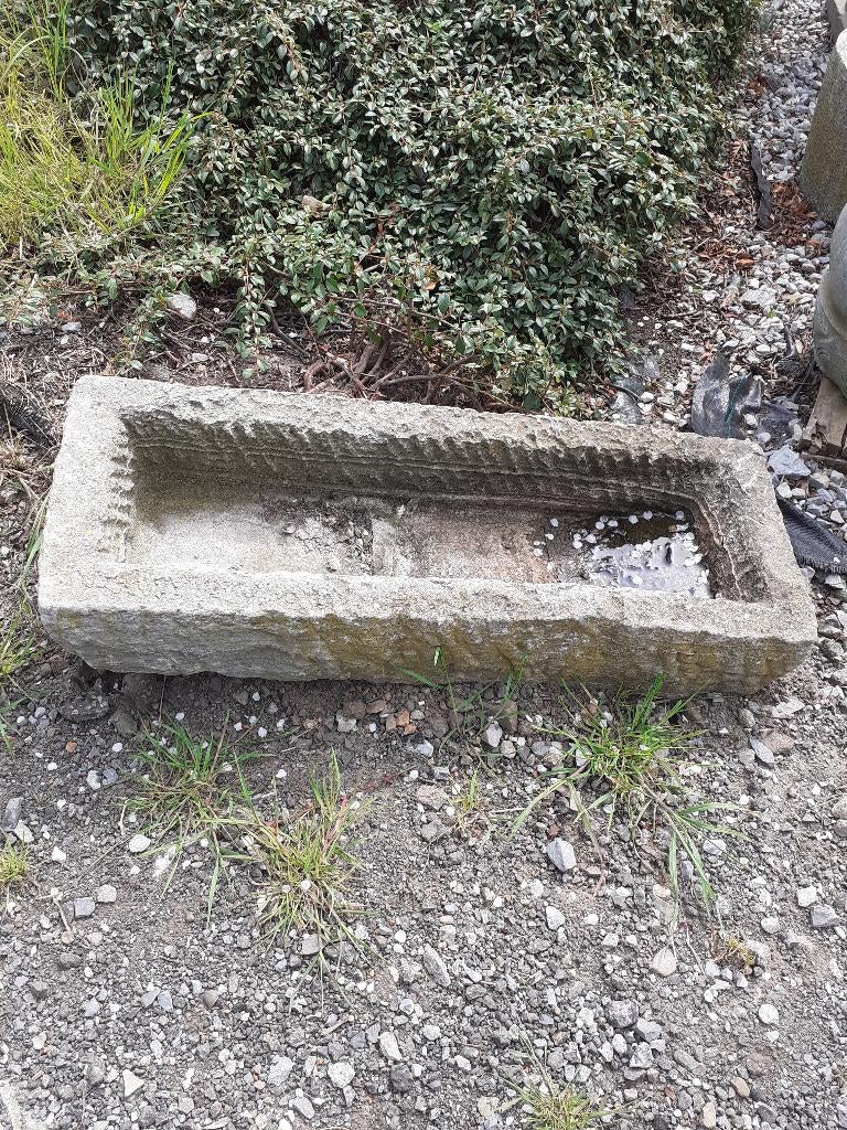 BAC EN PIERRE, Jardin & Terrasse, Moins de 30 cm, Pierre, Enlèvement, Utilisé
