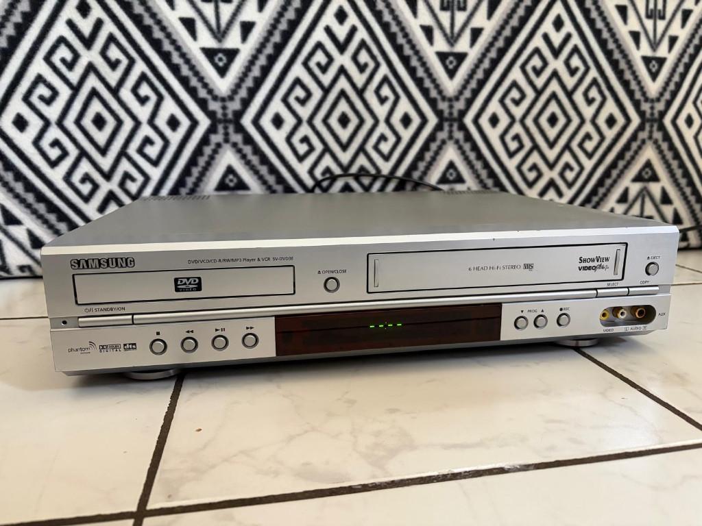 Samsung DVDspeler + video v jaartal 2002, Audio, Tv en Foto, Ophalen of Verzenden, Gebruikt, VHS-speler of -recorder