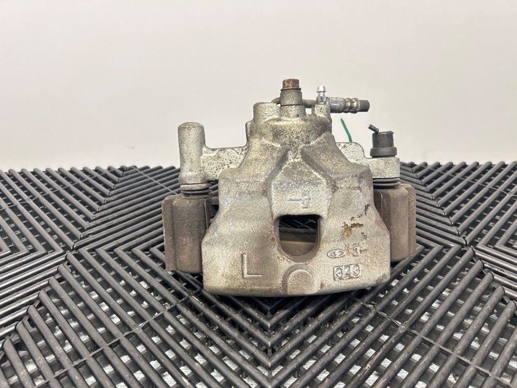 ETRIER DE FREIN AVANT GAUCHE Mazda 6 Sportbreak (GY19 / 89), Hitdorfer Straße 73
51371  Leverkusen, DE, Mazda, Utilisé, Info@mazda.de