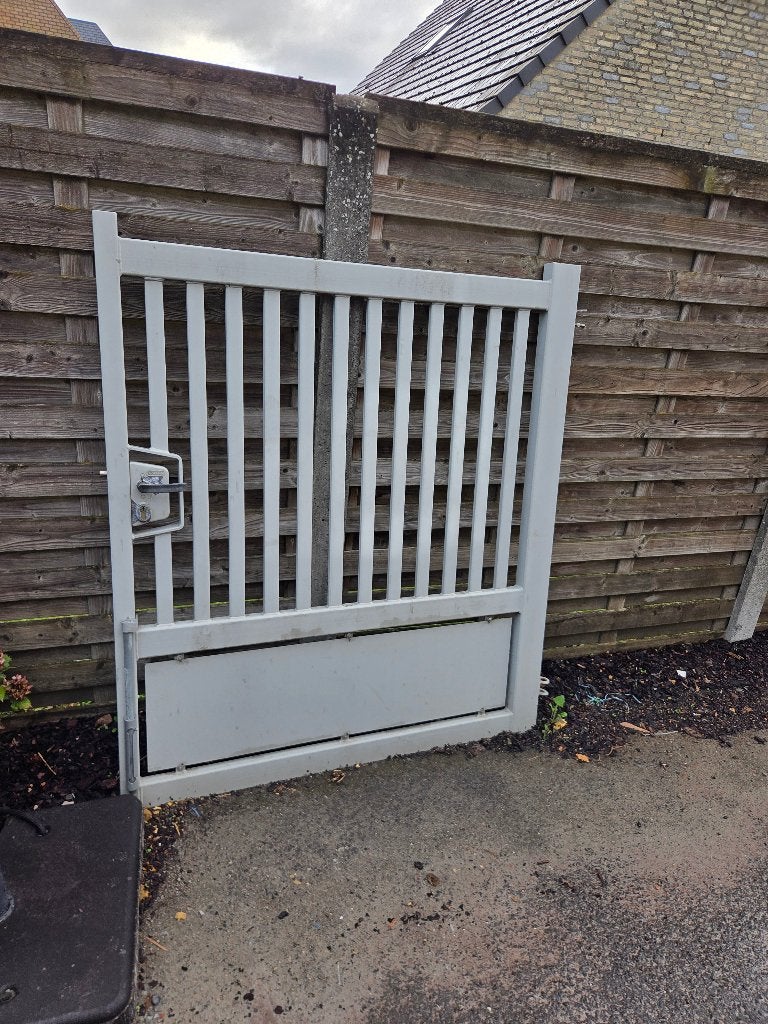 Poort, Tuin en Terras, Ophalen, Staal, Zo goed als nieuw, 150 tot 200 cm