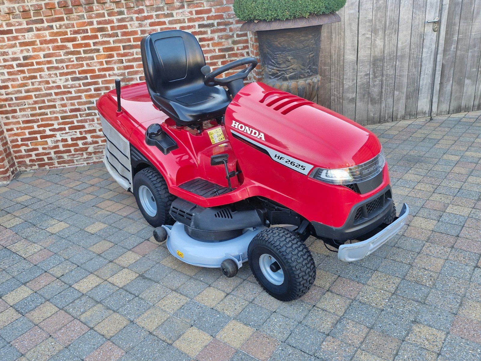 zitmaaier honda hf2625hme uit 2022 optiflow versamow, Jardin & Terrasse, Enlèvement, .honda, Démarrage électrique, 120 cm ou plus