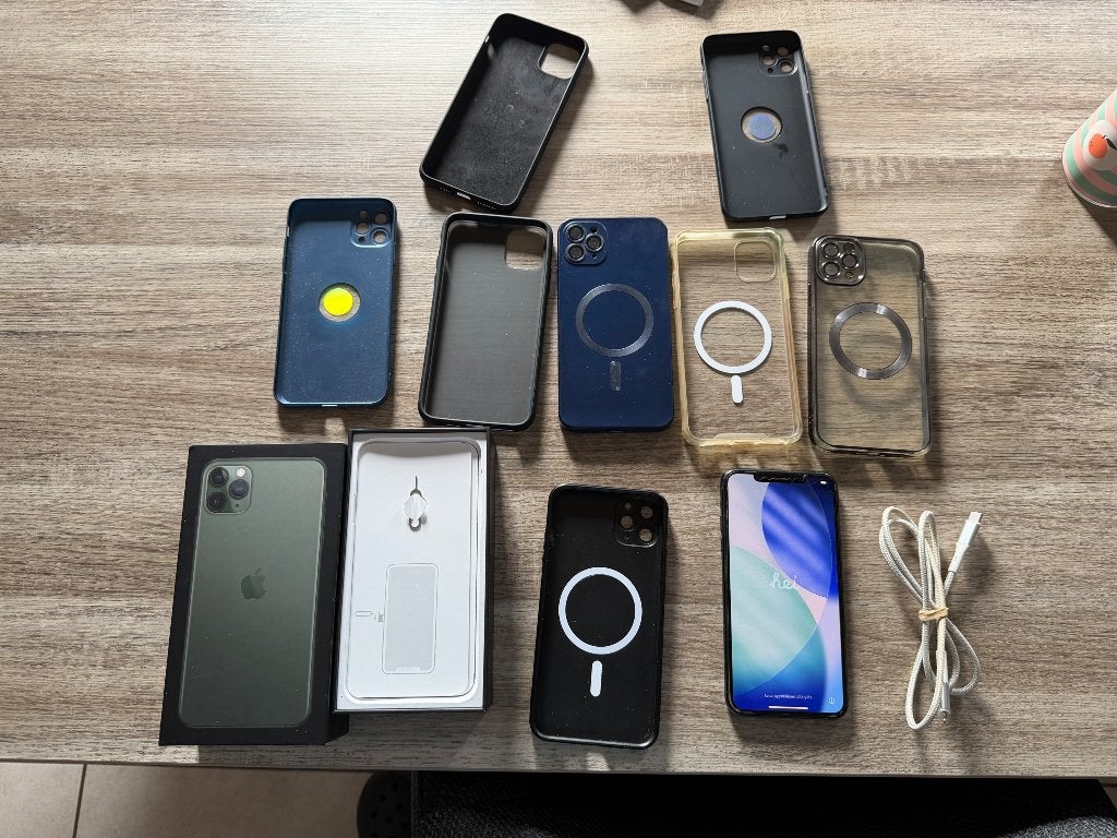 Iphone, 64 GB, Sans abonnement, Sans simlock, 85 %