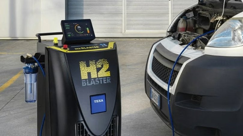 Motor Decarbonisatie met Texa H2 Blaster, Ophalen