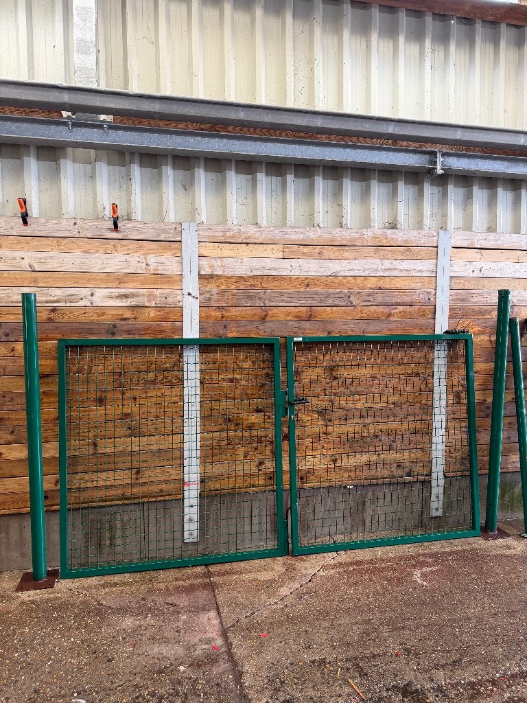 Dubbele tuinpoort Bekaertmet palen (+5 extra palen), 200 cm ou plus, Portail battant, Comme neuf, Enlèvement