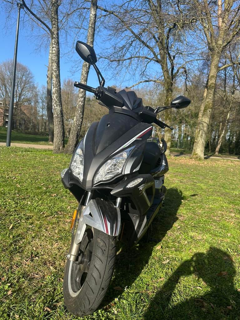 Jtc raptor 50cc (B-klasse), Fietsen en Brommers, Ophalen, Zo goed als nieuw, Uitlaat