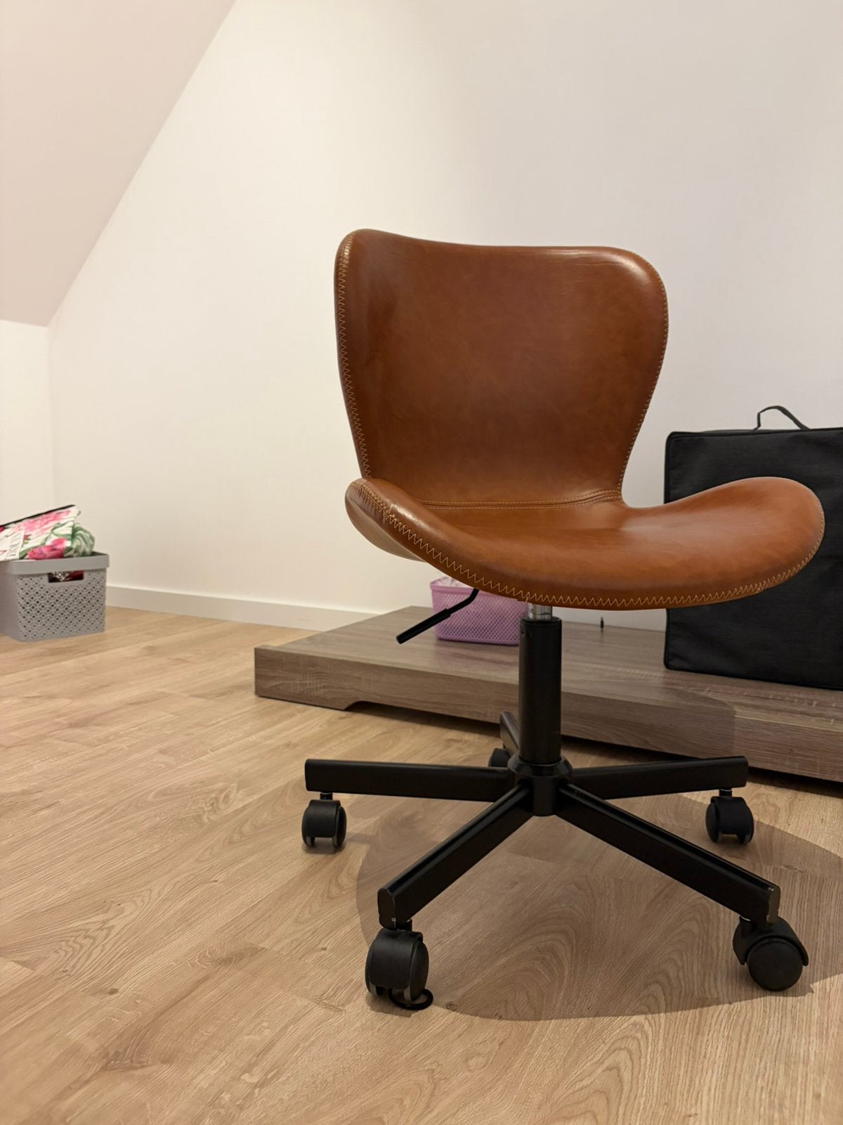 Bureaustoel (bruin leer), Ophalen, Zo goed als nieuw, Bruin, Bureaustoel