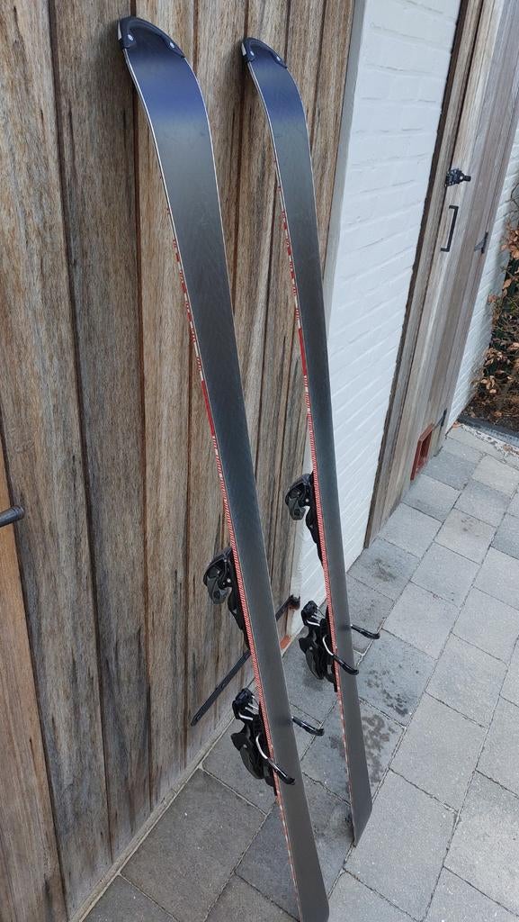 Völkl Peregrine 7.2 (2025) + Marker bindingen – slechts 4x g, Sport en Fitness, Ophalen, Ski