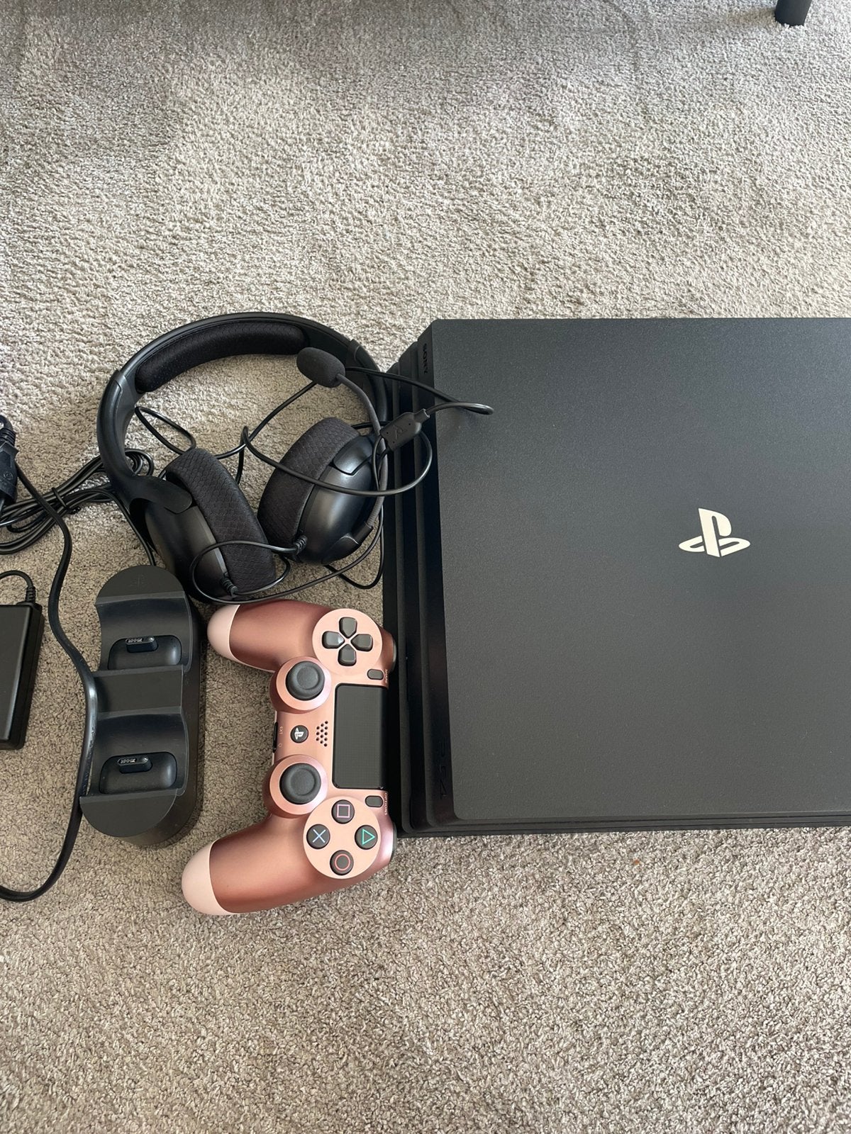 Playstation 4 pro Sony met toebehorenn, Games en Spelcomputers, Ophalen, Met 1 controller, Pro, Gebruikt