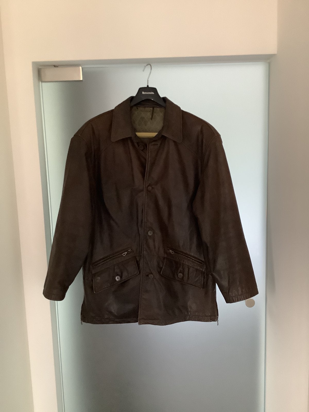 Veste 3/4 en cuir Unicorn taille L, Vêtements | Hommes, Vestes | Hiver, Enlèvement ou Envoi, Porté, Taille 52/54 (L), Brun