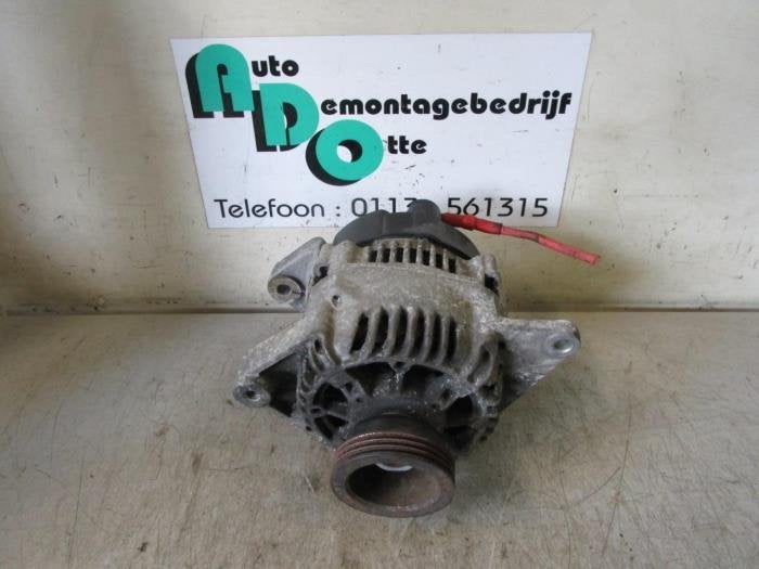 Dynamo d'un Renault Clio (Clio 2 98-), Renault, -, 3 mois de garantie, Utilisé
