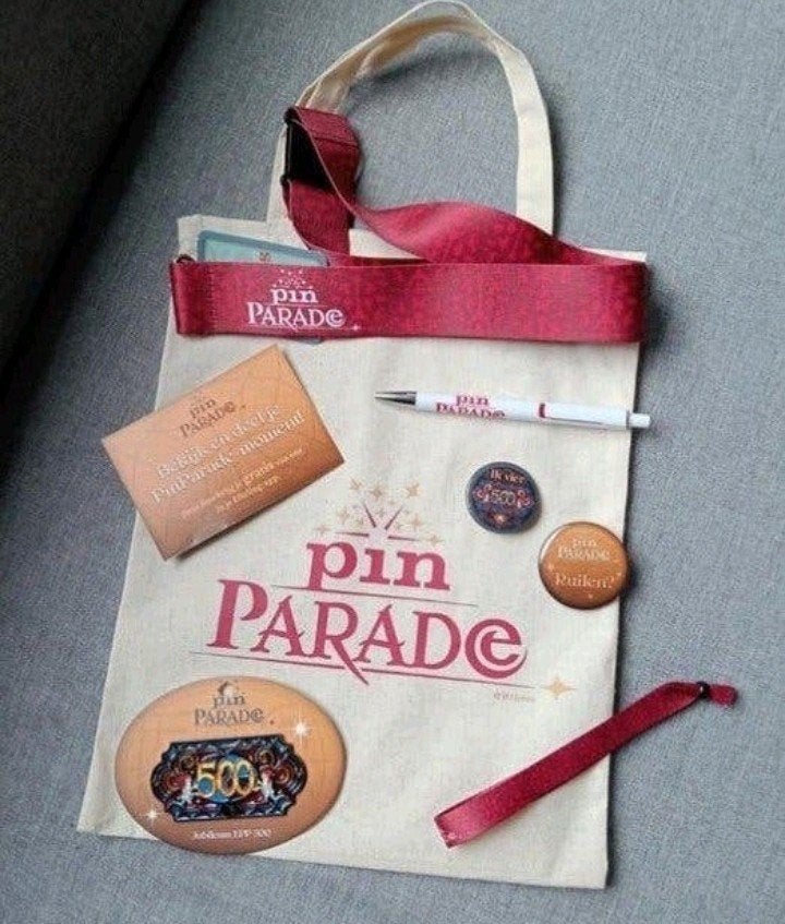 Goodiebag Efteling Pinparade Inhoud:, Ophalen