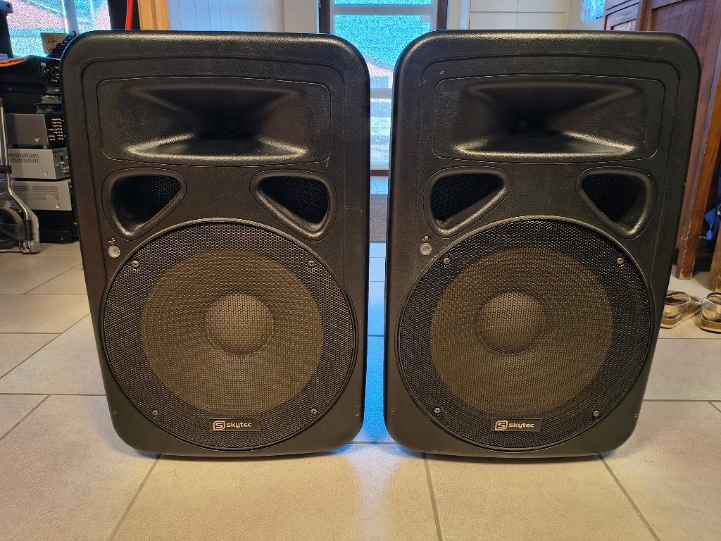 luidspreker 800W Skytec SP1500A 15 inch actieve, Autres marques, Enlèvement, Utilisé, Autres types
