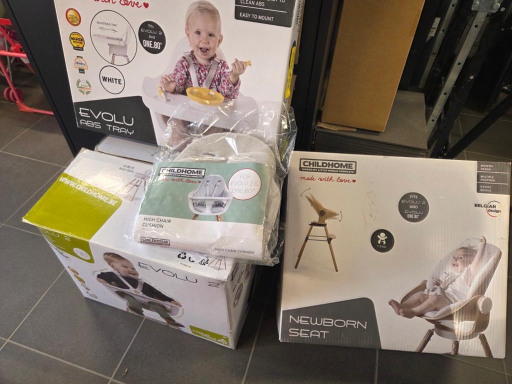 Childhome evolu 2 avec baignoire pour bébé et accessoires, Enlèvement, Comme neuf, Chaise évolutive, Ceinture(s)