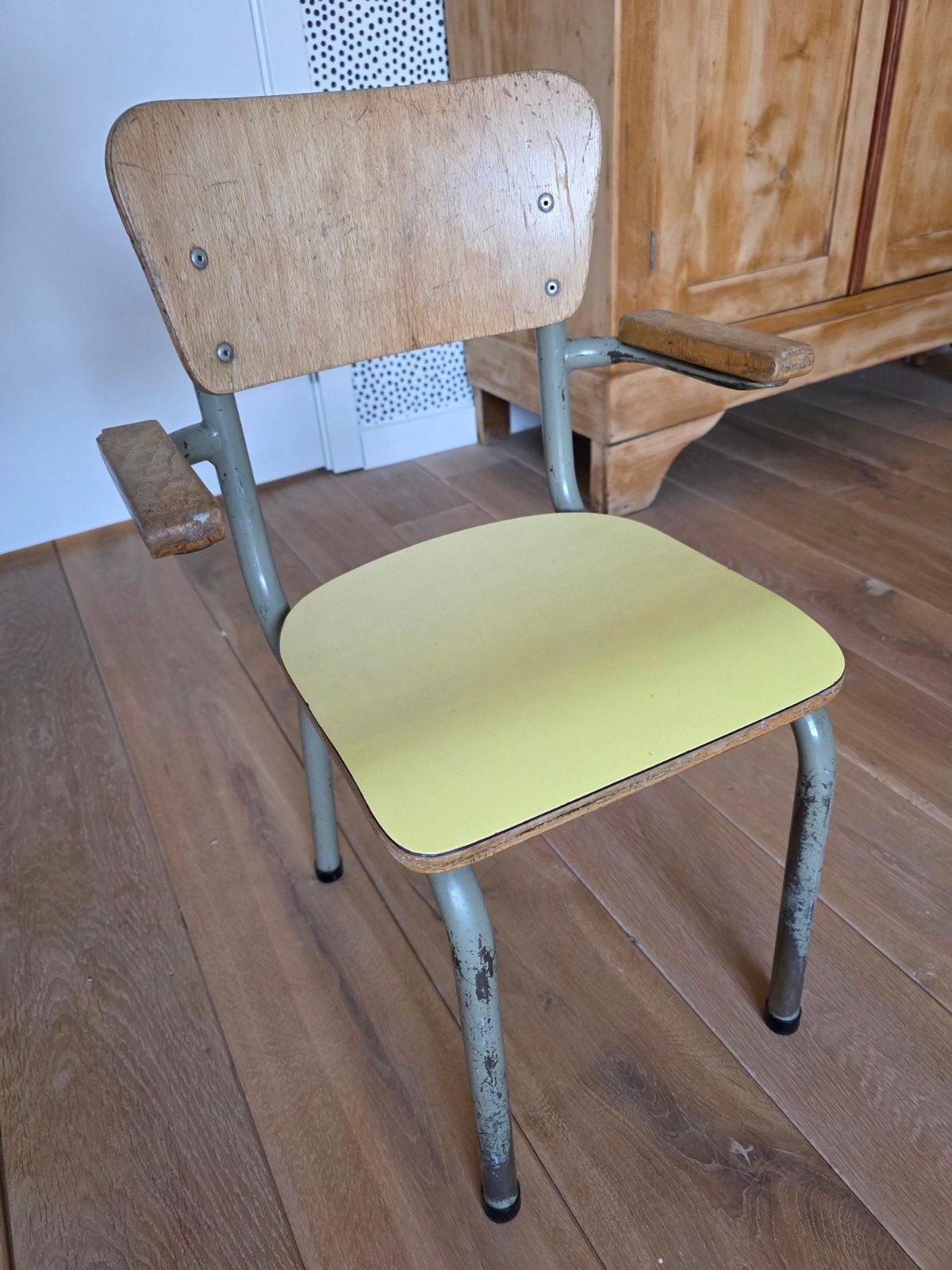 3 vintage schoolstoeltjes, Autres couleurs, Vintage, Enlèvement, Utilisé