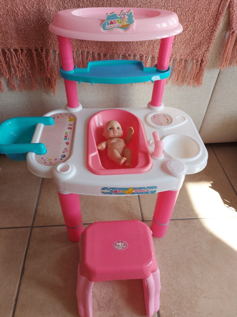 Baignoire Baby Doll et son tabouret, Kinderen en Baby's, Ophalen, Gebruikt, Overige merken, Bewegende onderdelen