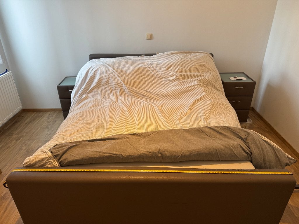 Elektrisch verstelbaar 2-persoonsbed 180x200, Huis en Inrichting, Slaapkamer | Bedden, Ophalen, Zo goed als nieuw, 220 cm, Verstelbaar