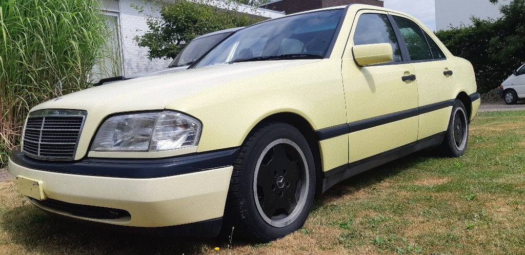 MERCEDES C180 ESSENCE ELITE VERSION 1994, Autos, Achat, Jaune, Boîte manuelle, Particulier
