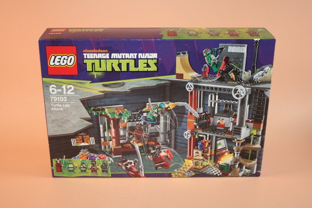 LEGO TMNT Nieuw/Sealed 79103 Turtle Lair Attack, Kinderen en Baby's, Ophalen, Lego, Nieuw, Friends
