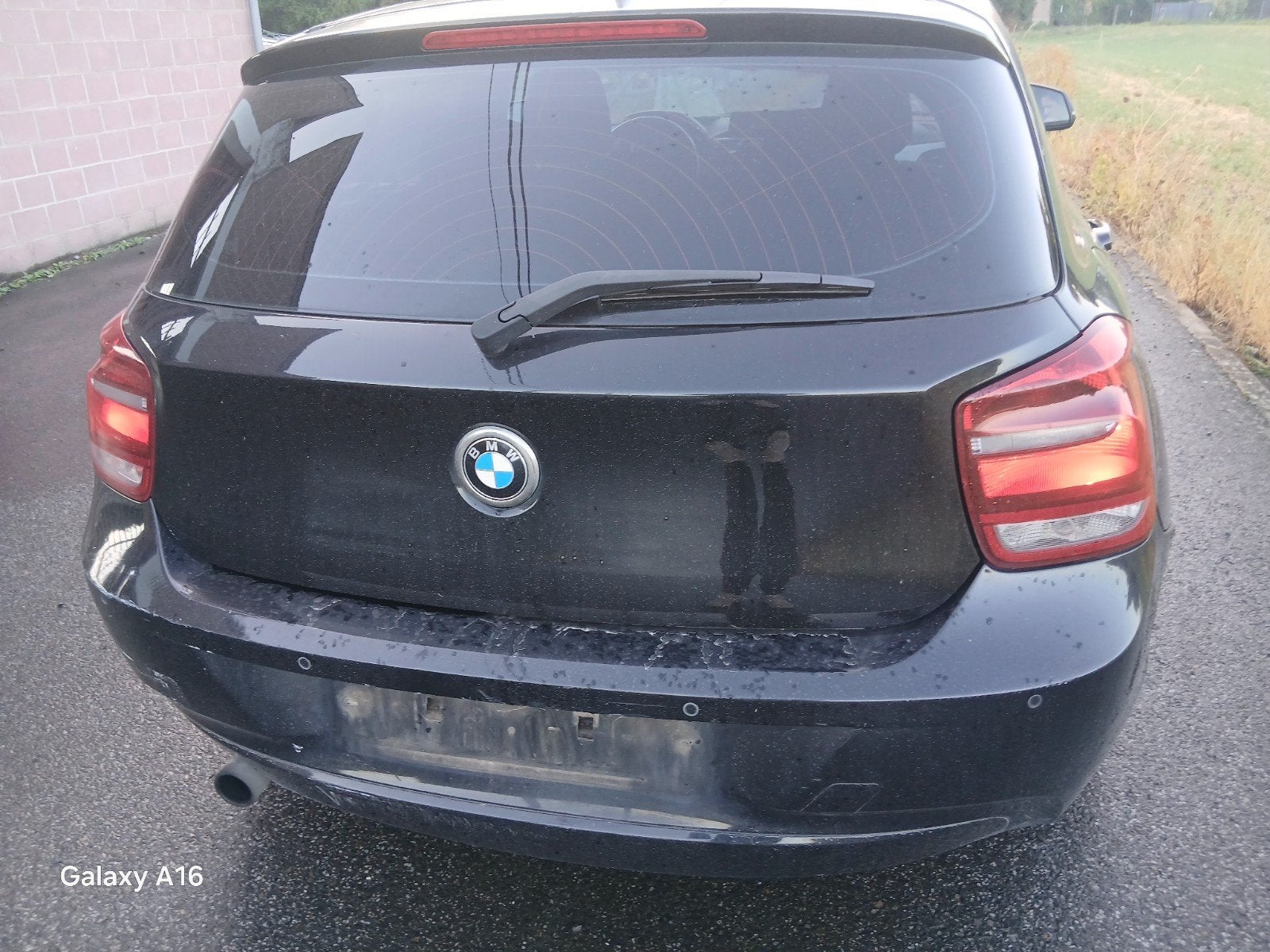 coffre hayon arrière bmw série 1 f20 f21 de 2012 à 2015 noir, Enlèvement, Arrière, BMW
