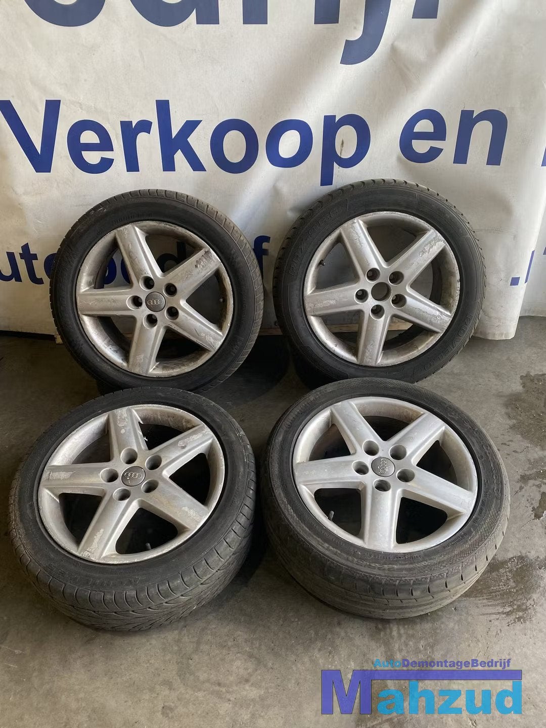 AUDI A6 C6 velgen met banden 5x112 57.1 17 inch (6), AUDI AG, Auto-Union-Strasse 1
85045  Ingolstadt, DE, Pneu(s), Utilisé